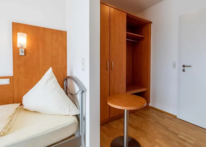 Ostermeier Pensionat 3*